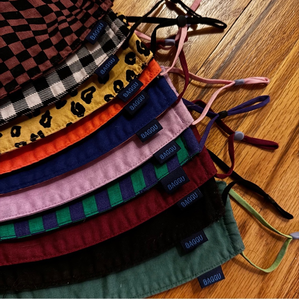 18 Baggu reusable fabric face masks